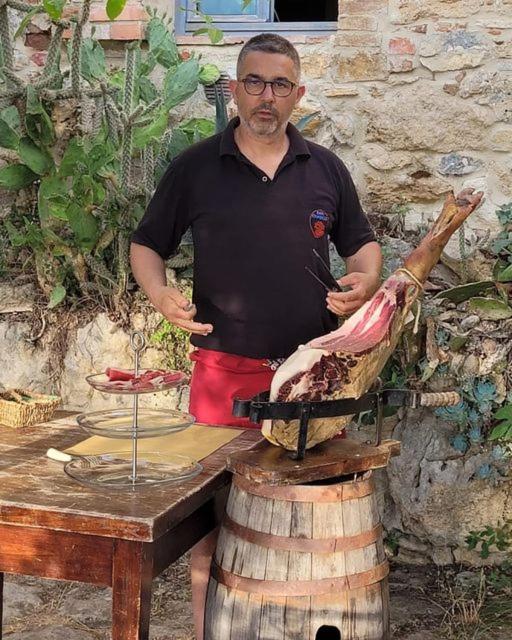 Agriturismo Torrenieri Da Alessandro Πιέντσα Εξωτερικό φωτογραφία